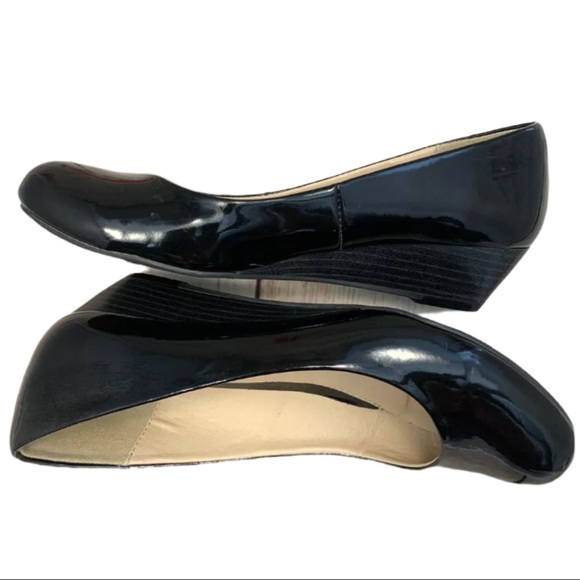 🎀 CL by Laundry “Marcie” Black Patent Wedge - Picture 3 of 13